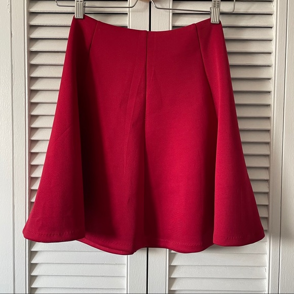 Skater red skirt. - Picture 2 of 4